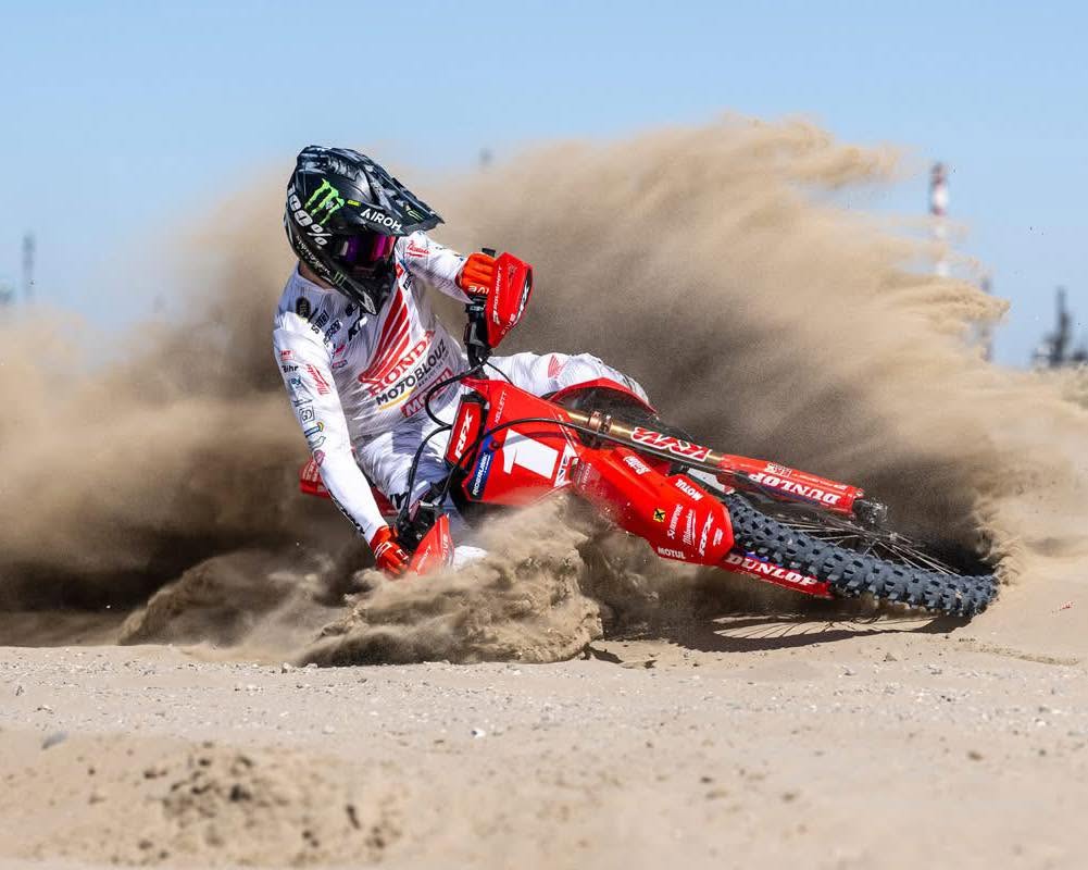 Image Team Honda Motoblouz SR Motul  Podiums en France et au Maroc