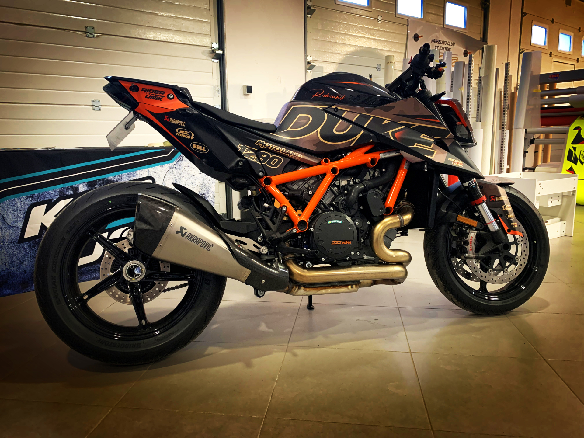 KIT DECO KTM DUKE / SUPERDUKE DESERT